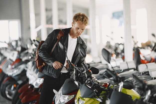 Tips for buying a motorcycle from a dealer vs private seller